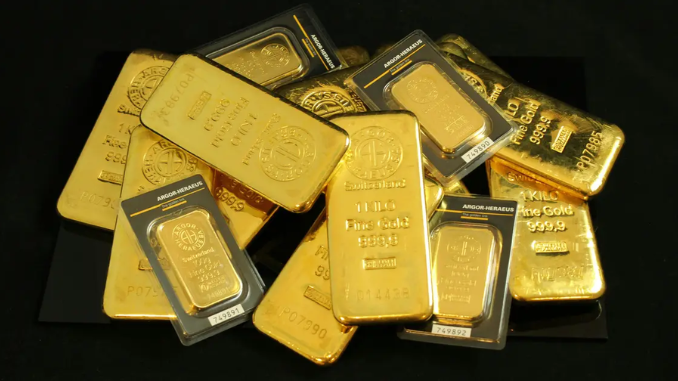 Harga emas hari ini, 25 Desember 2025 tercatat Rp2.576.000 per gram. Simak prediksi harga emas 25–31 Desember 2025 dan peluang investasinya hanya disini!